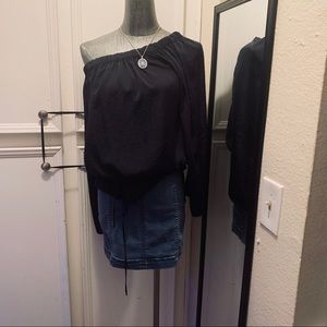 Theory Odettah Off-the-Shoulder Top